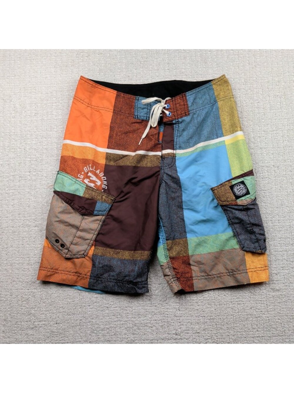 Y2K Billabong Plaid Cargo Board Shorts Multicolor Size 32 Surfer / Skater 2000's